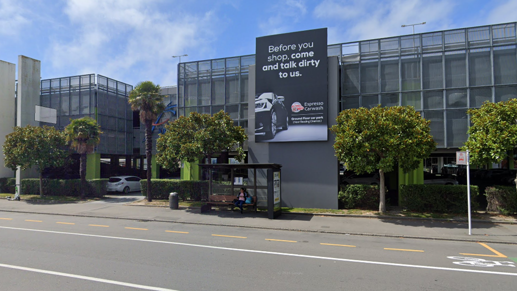 Street view location image template   The Palms